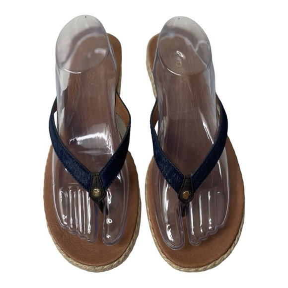 Tommy Bahama Relaxology Women’s Ionna Navy Blue Leather/Mohair Sandals - Picture 10 of 10